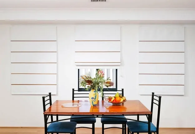 High Quality Roman Blinds Dubai