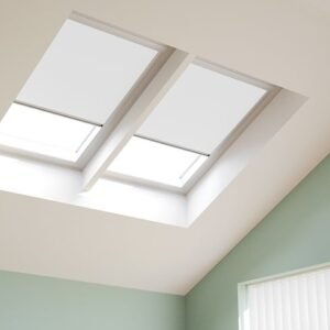 Blackout Roller, White