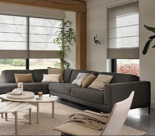 Livingroom Roman Blinds