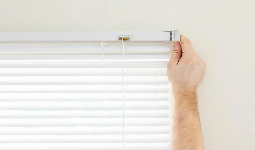 How To Fix A Roller Blind Clutch